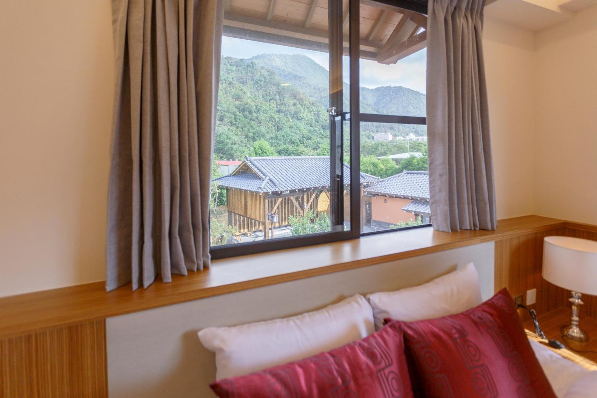 埔里夏都華蔓山林日式會館 Puli Huaman Villa Exteriör bild